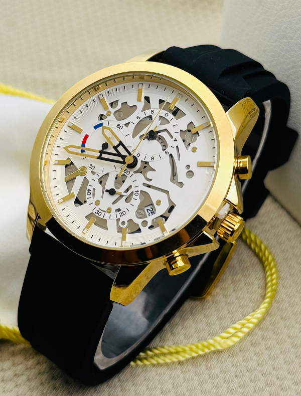 TOMY HELFIGER - Silicon Symphony, Precision in Style
