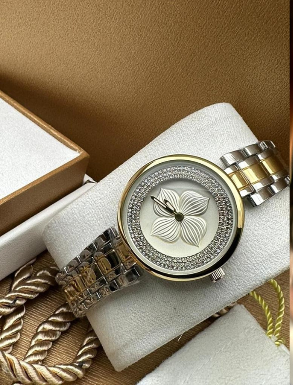 OMAGA - The Metal Watch Series For Her