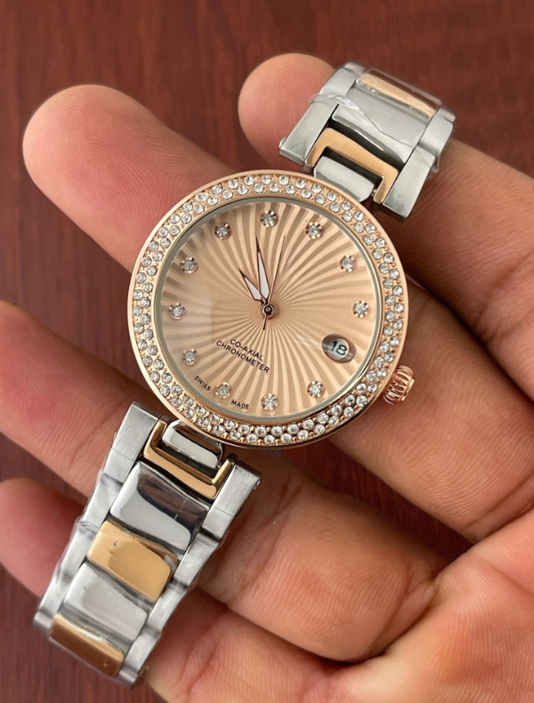 OMAGA LADYMATIC - The Metal Watch Series, Beyond Time, Beyond Style