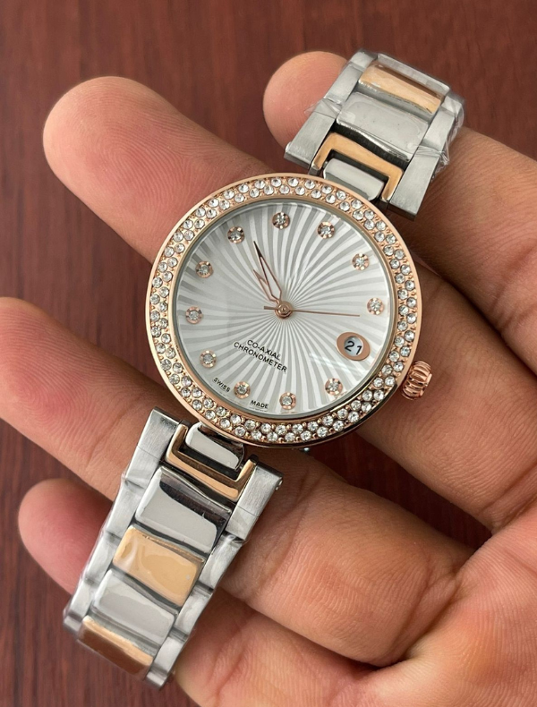 OMAGA LADYMATIC - The Metal Watch Series, Beyond Time, Beyond Style