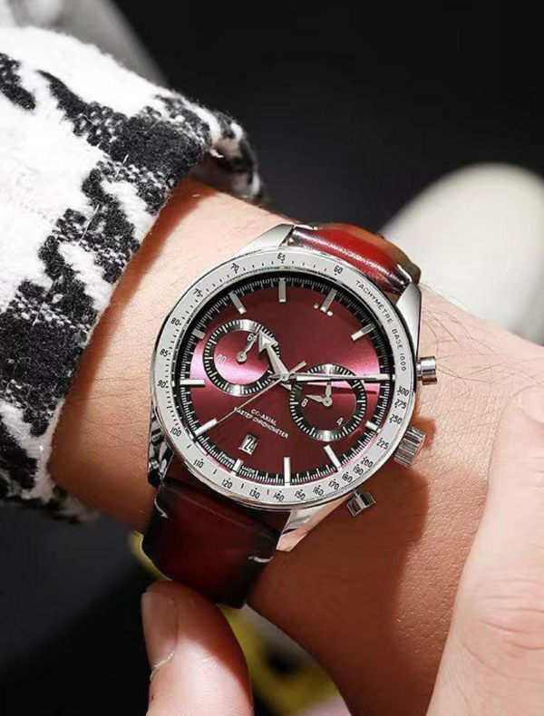 OMAGA SPEEDMASTER - Leather Collection Precision in Style