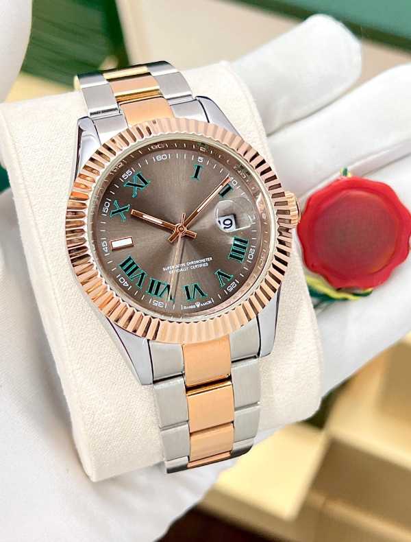 ROLAX OYSTER PERPETUAL DATE JUST - An Automatic Mechanism Metal Watch