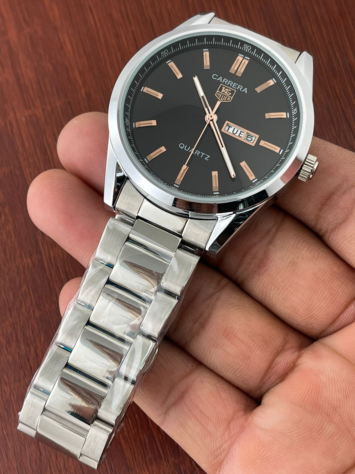 CARRERA TEG HEUR - A Showcase of Metal Watches