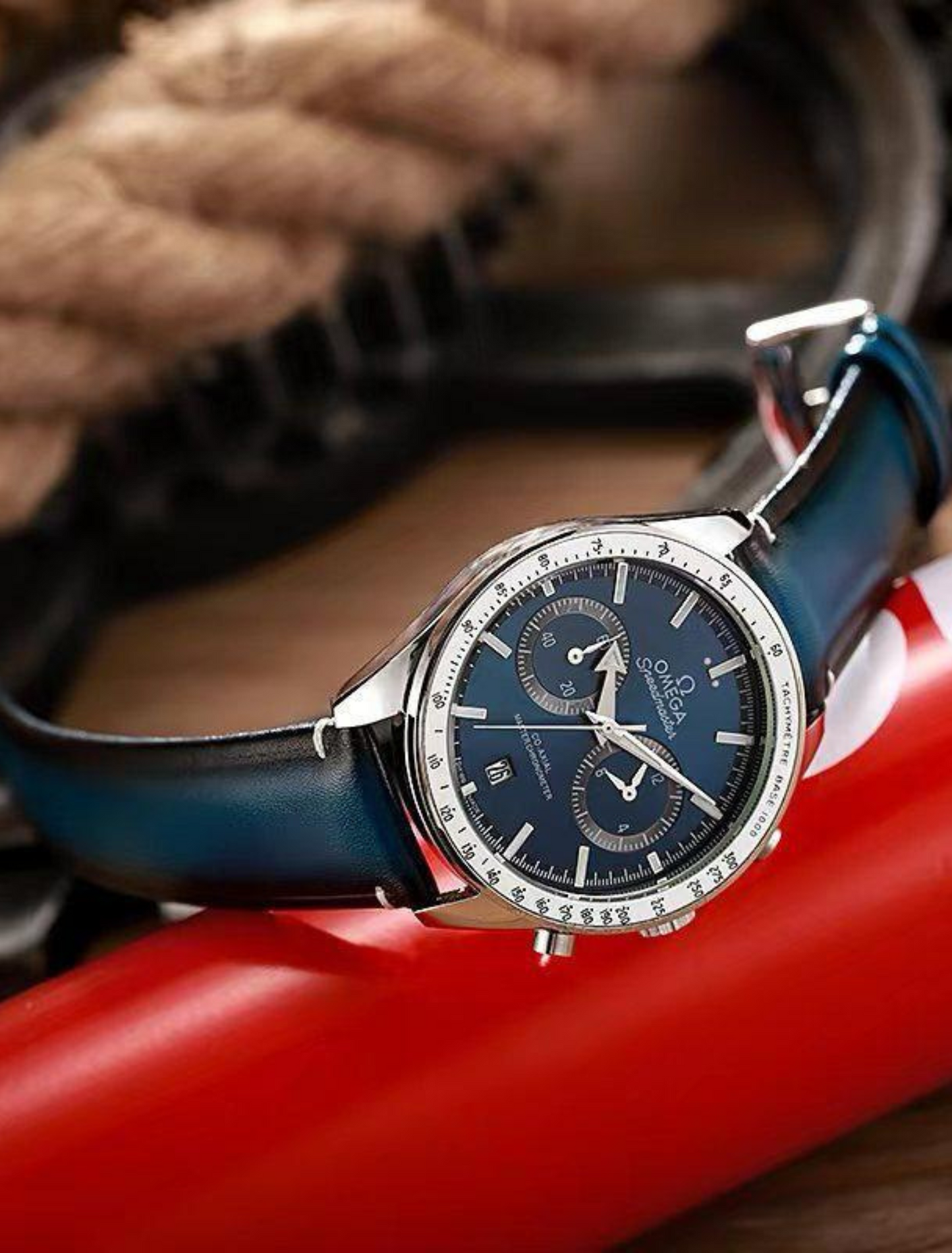 OMEGA SPEEDMASTER - Leather Collection Precision in Style