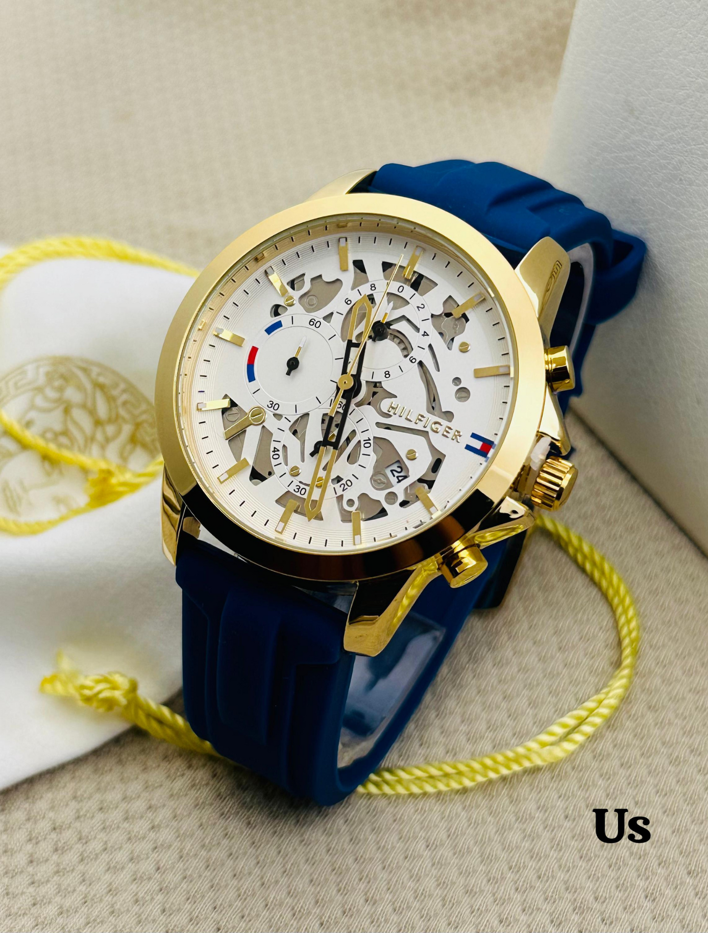 TOMMY HILFIGER - Silicon Symphony, Precision in Style