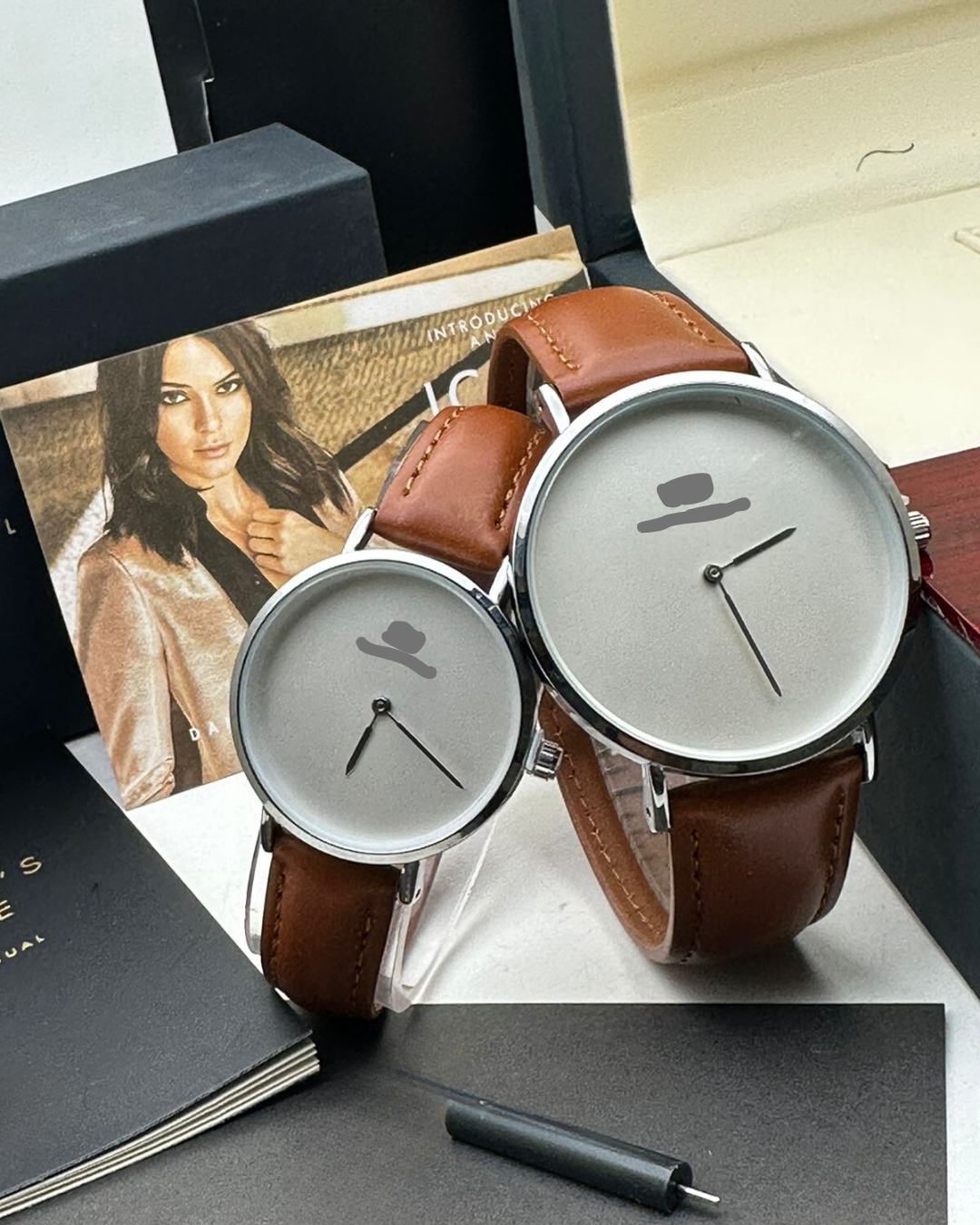 DW DANIEL WELLINGTON - Leather Watches for Her and Him (Couple)