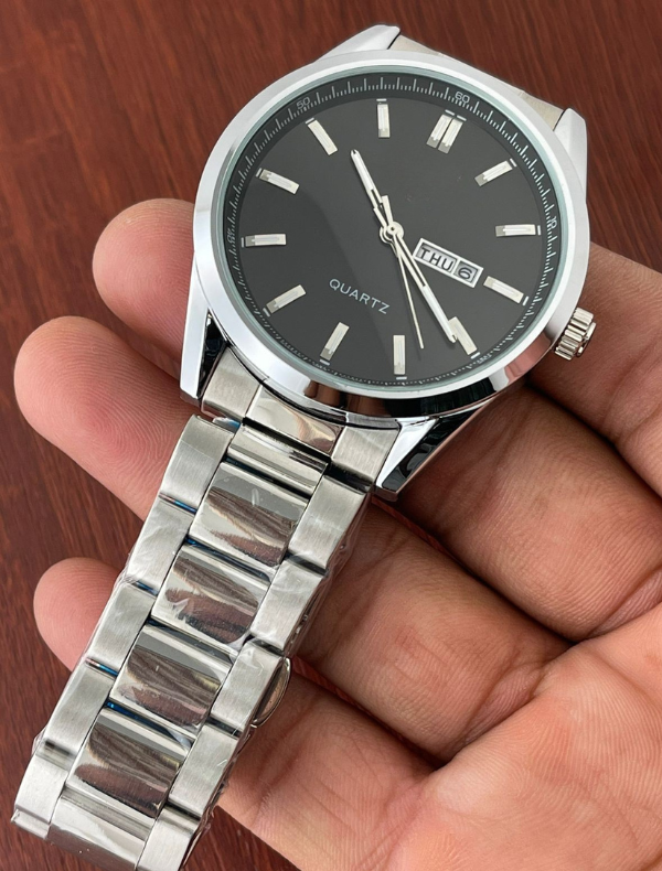 CARRIRA TAG HAUR - A Showcase of Metal Watches