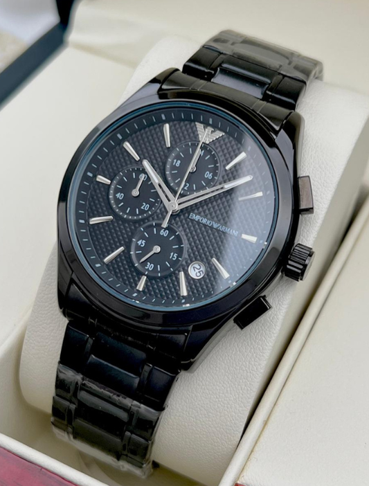 EMPORIO ARMANI - Metallic Majesty: Timepiece Elegance