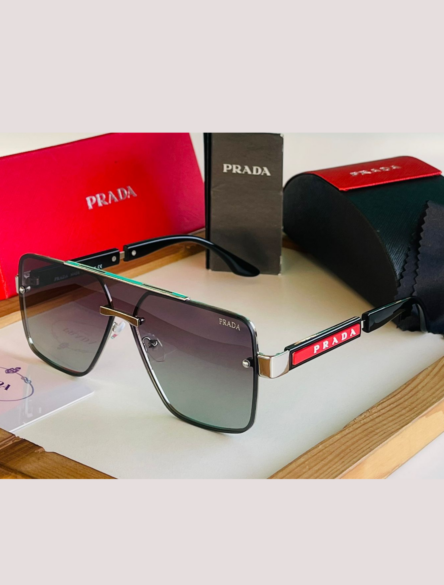 PRADA - Sunglasses