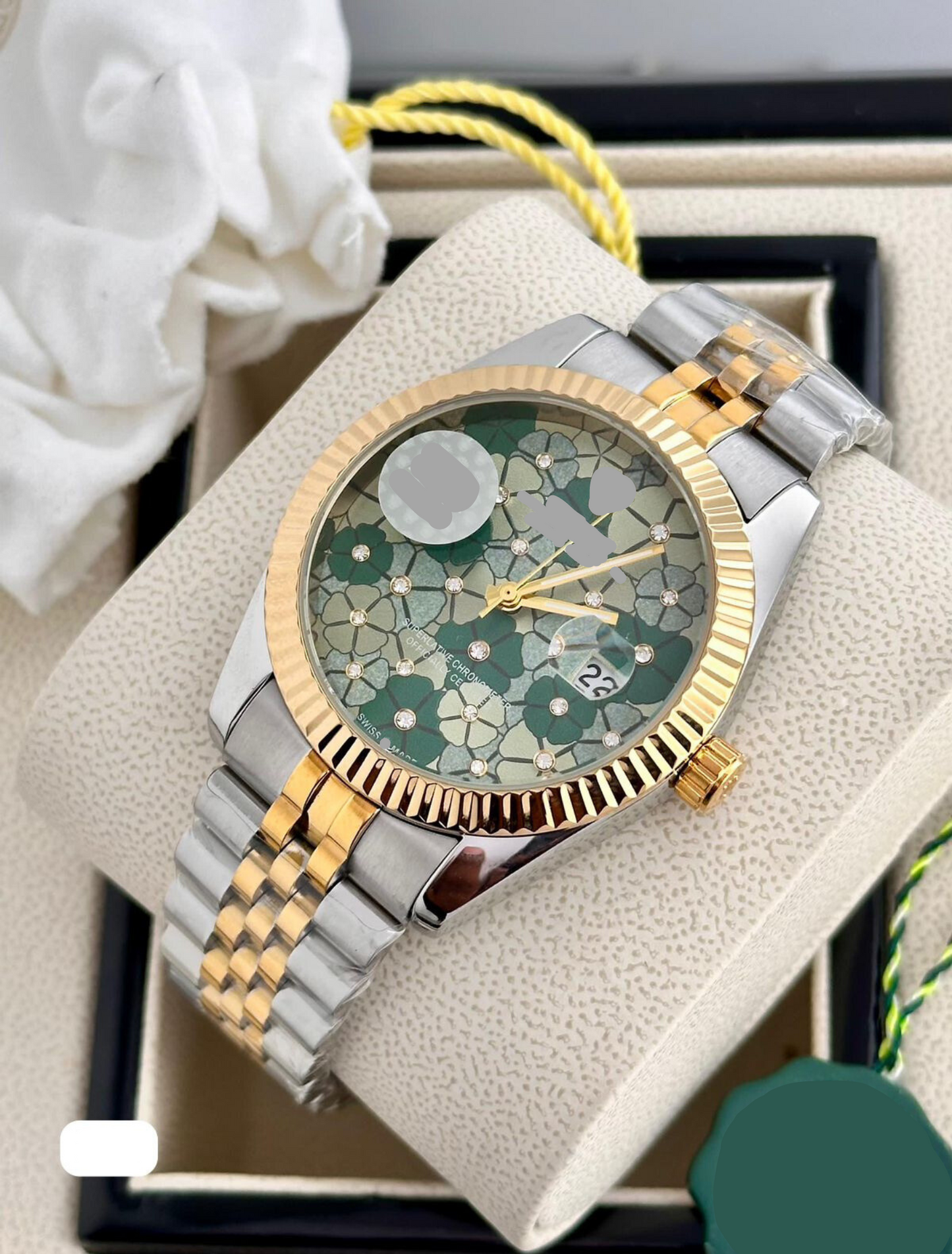 ROLEX OYSTER PERPETUAL - Metal Watch with Quartz Movement