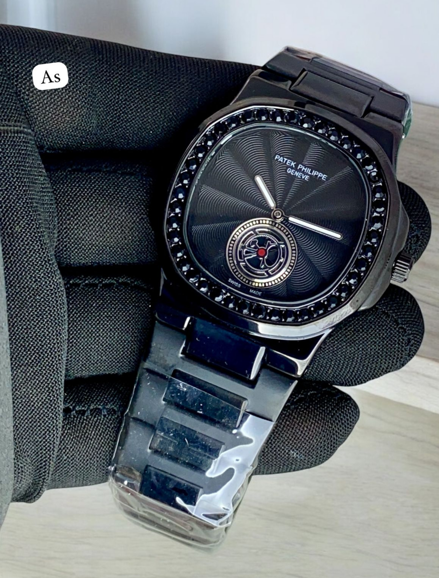 PATEK PHILIPPE - Black Diamond Bezel