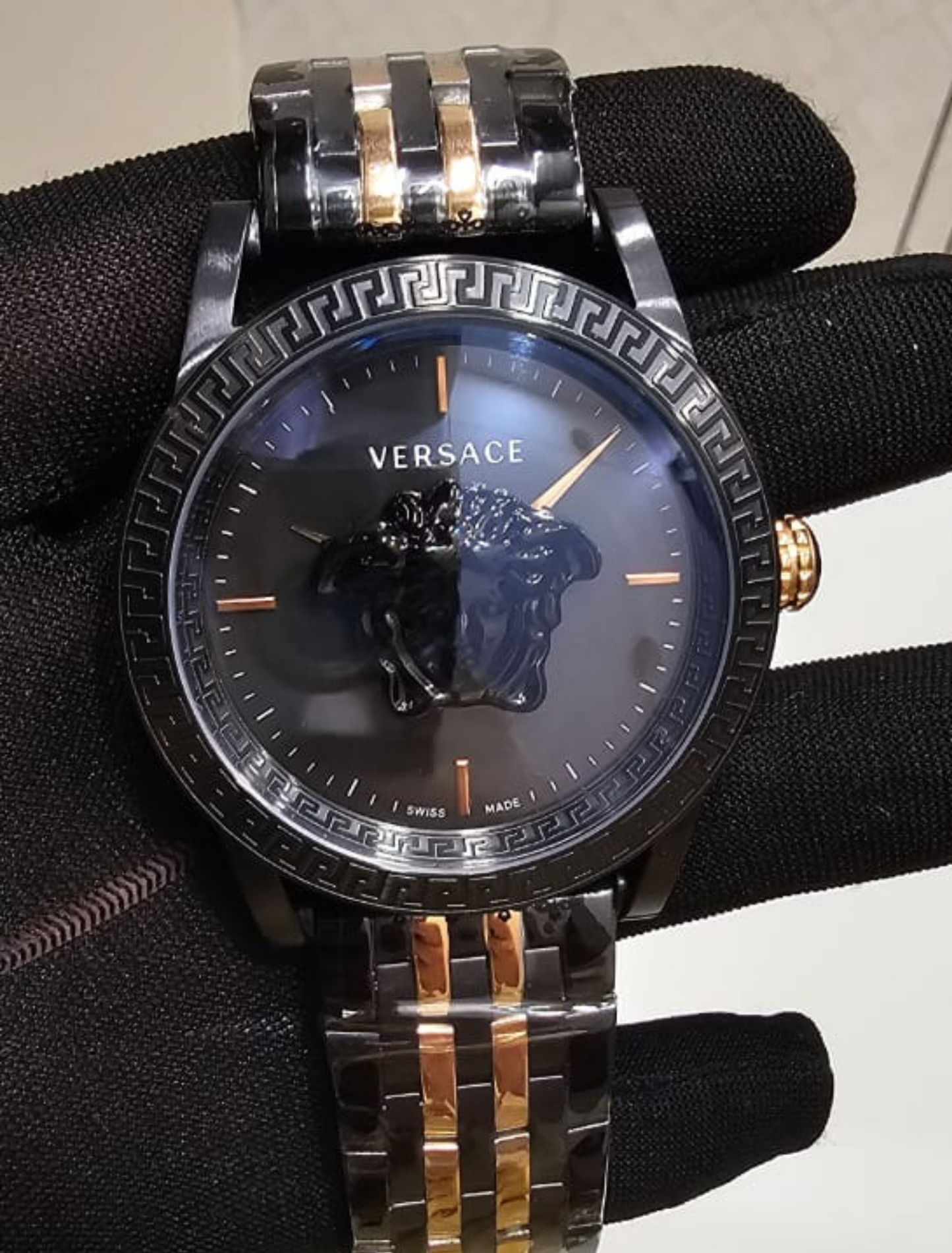 VERSACE - Quartz movement