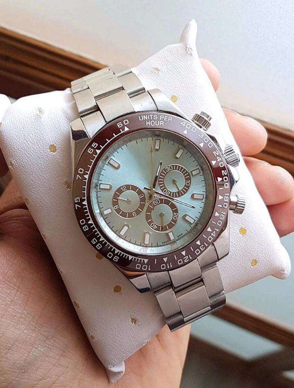 ROLAX - A DEMANDED MECHANICAL CHRONOGRAPH